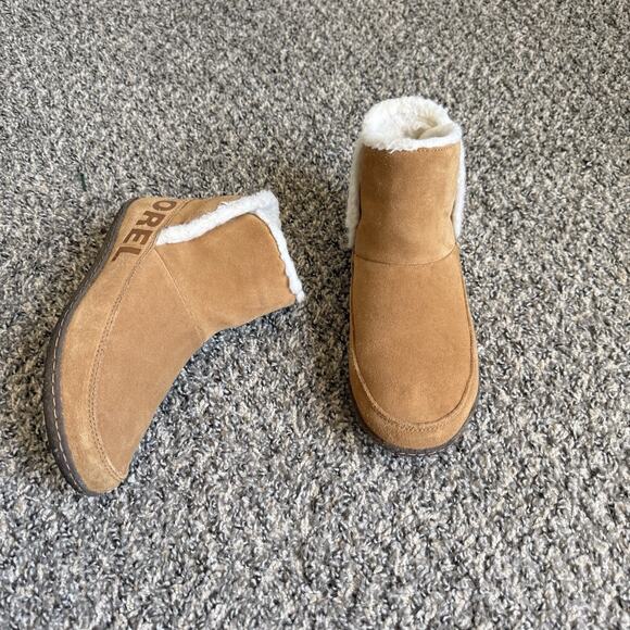 SOREL NAKISKA WOMENS SUEDE LINED SLIPPER BOOTS Camel Brown Size 8 Comfort - Picture 1 of 9